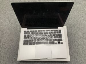 MacBook  Pro 13 2015 キーボード不良 トラックパッド不良