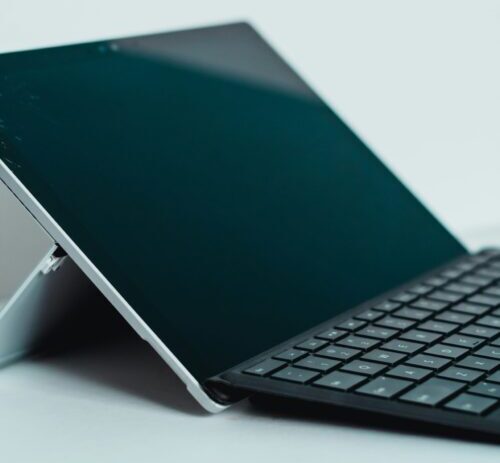Surface Pro買取店が教える！Surface型番の調べ方モデル情報を初心者 