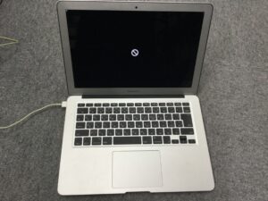 MacBook Air 13 2013 正常起動しない