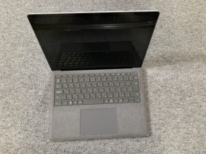 電源が入らない Surface Laptop