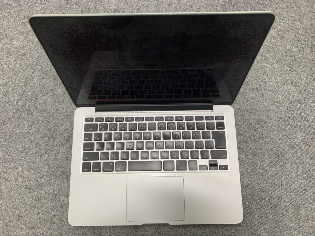 MacBook Pro 13 電源つかない 画面真っ暗 起動しない