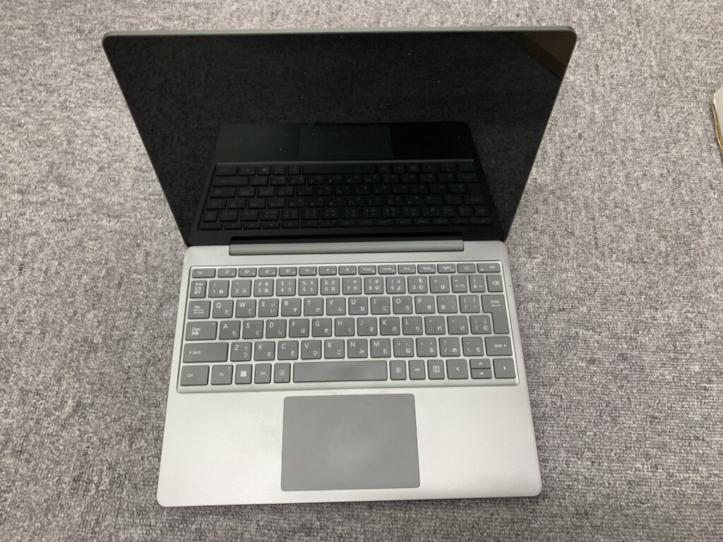 Surface Laptop Go 2 飲み物こぼした 電源つかない 起動しない