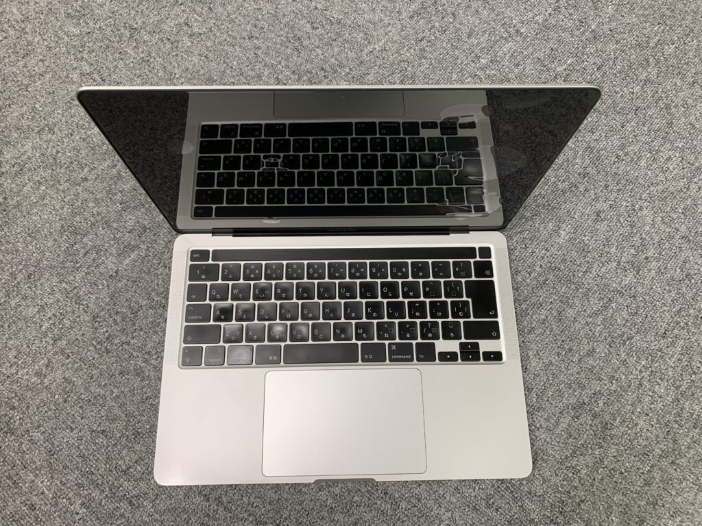 MacBook Pro 13 水没 お水をこぼした 電源つかない 画面真っ暗