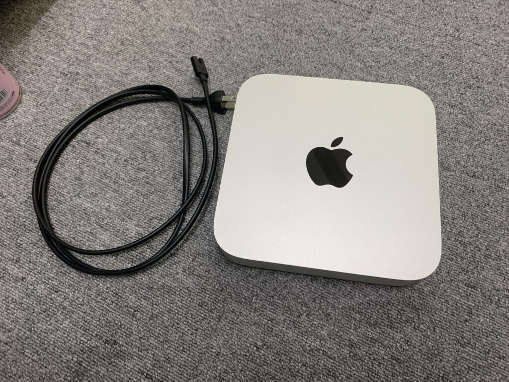 Mac mini M2 2023 中古Mac　デスクトップパソコン