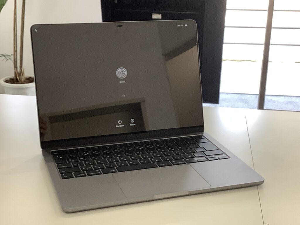 MacBookAir13 2022 M2チップ 正常起動しない 故障パソコン 買取 ジャンク