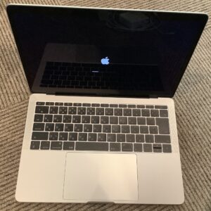MacbookPro 13 2017 正常起動しない アイコン点滅 ジャンクパソコン 買取