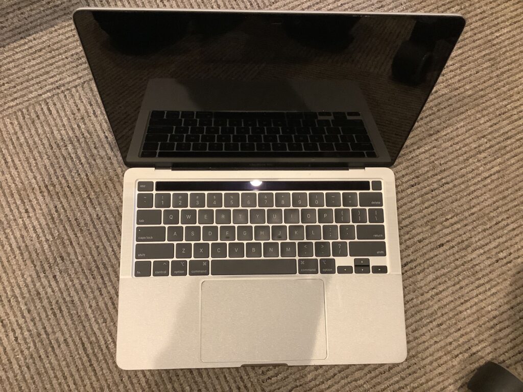 MacbookPro 13 2020 アクティベーションロック未解除