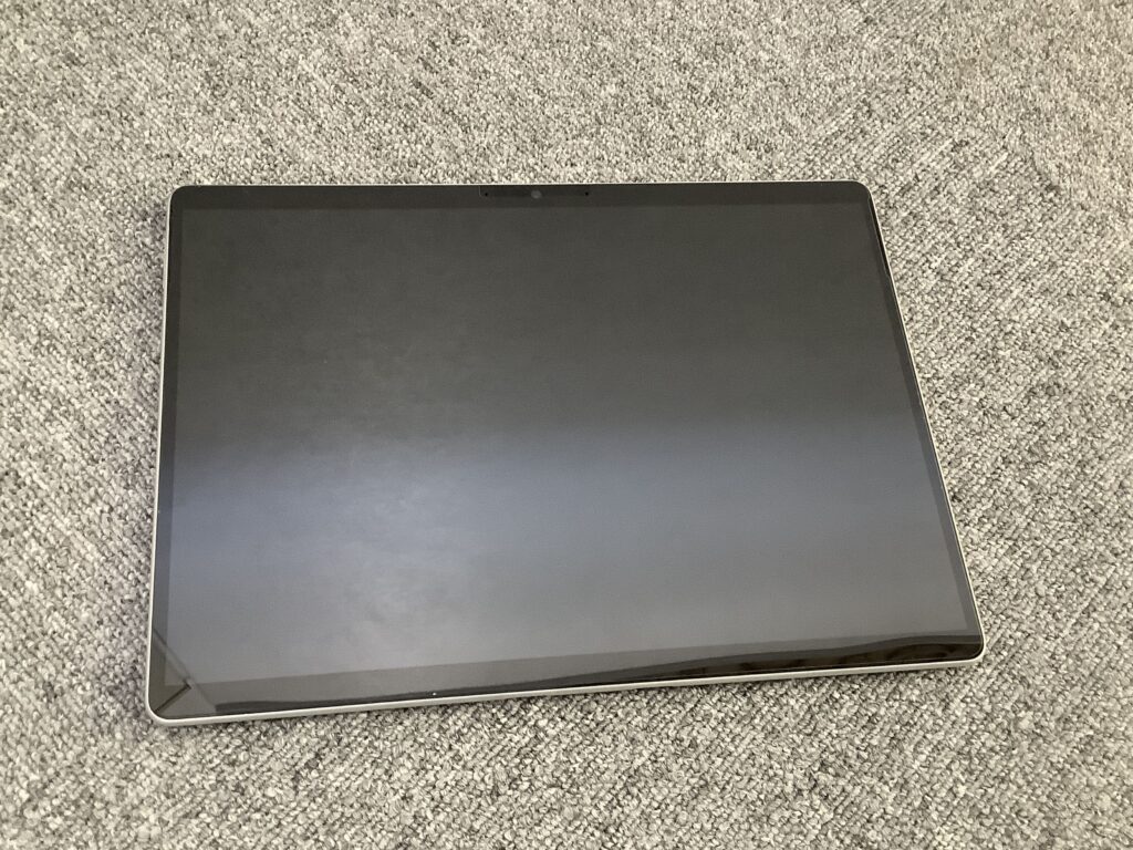 SurfacePro8 一瞬ロゴが表示される 正常起動しない